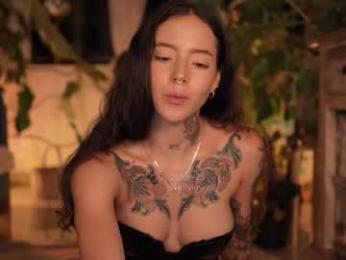 effylowell_ — Chaturbate recorded stream image, 21.06.2025 01:20