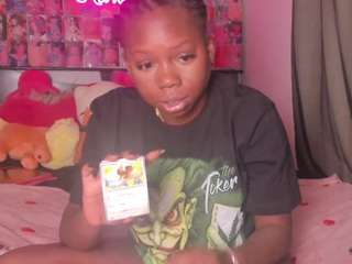 karliekayozz — Camsoda recorded stream image, 22.06.2025 00:20