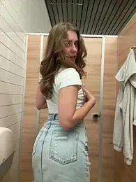 MariiD — Stripchat recorded stream image, 22.06.2025 07:00