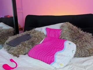 alejamoore — Camsoda recorded stream image, 24.06.2025 01:30