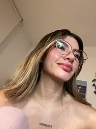 Your_Honeey — Stripchat recorded stream image, 24.06.2025 06:30