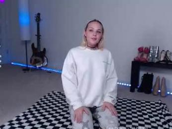 petitebrat — Chaturbate recorded stream image, 24.06.2025 08:50