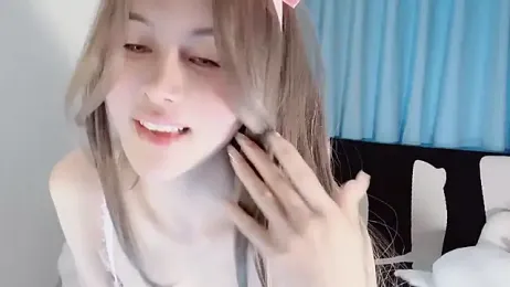 lvy-w — Stripchat recorded stream screenshot (11 Feb 2025)