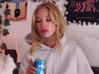 Emma Wilde — Flirt4free recorded stream image, 25.06.2025 05:10