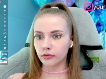 VikkiExtraCheese — Bongacams recorded stream image, 25.06.2025 04:20