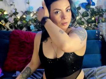 Cocochanell — Bongacams recorded stream screenshot (25 Jun 2025)