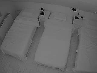 voyeurcam-julmodels-bed-7 — Camsoda recorded stream image, 05.02.2025 12:50