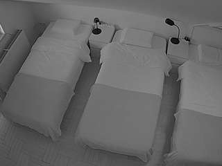 voyeurcam-julmodels-bed-7 — Camsoda recorded stream image, 05.02.2025 12:50