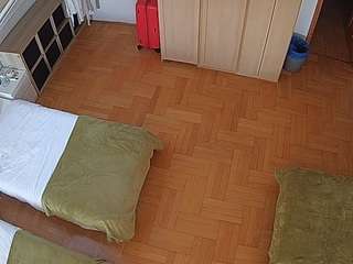 voyeurcam-julmodels-bed-7 — Camsoda recorded stream image, 05.02.2025 12:50