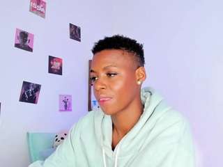 irisallen — Camsoda recorded stream screenshot (11 Feb 2025)