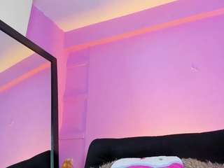 alejamoore — Camsoda recorded stream image, 27.06.2025 18:00
