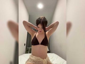 OlivkaVif — Bongacams recorded stream image, 27.06.2025 21:00