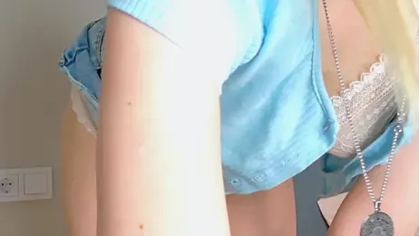 StarrShinee — Stripchat recorded stream image, 28.06.2025 03:30