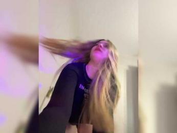 Cris_Mi — Bongacams recorded stream image, 29.06.2025 22:50