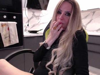 blondalina — Bongacams recorded stream image, 01.07.2025 06:00
