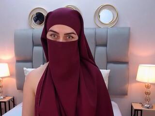 Aliah Manzur — Flirt4free recorded stream screenshot (01 Jul 2025)