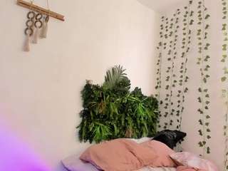 karlyee — Camsoda recorded stream screenshot (01 Jul 2025)