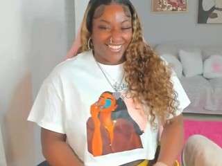 msfitqueen — Camsoda recorded stream image, 02.07.2025 05:00