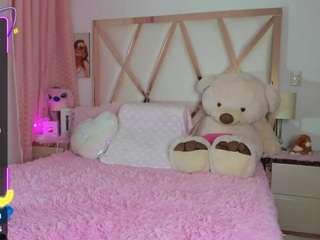 sophiamiller98 — Camsoda recorded stream screenshot (02 Jul 2025)