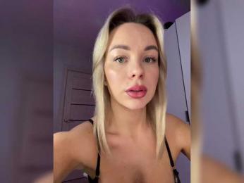 Mila-m — Bongacams recorded stream image, 11.02.2025 19:10