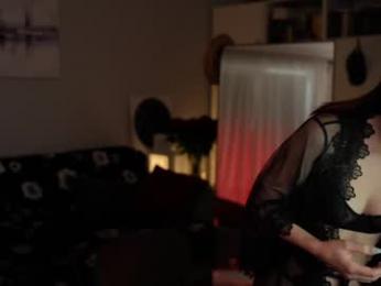 _blackbee_ — Chaturbate recorded stream image, 03.07.2025 10:40