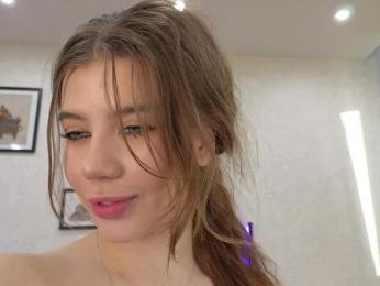 dolly-ll — Bongacams recorded stream image, 03.07.2025 13:10