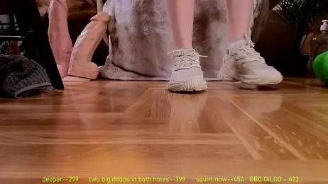 Kisakis — Stripchat recorded stream image, 03.07.2025 14:00