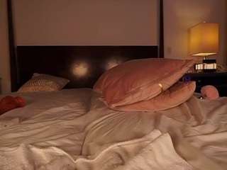katyerave — Camsoda recorded stream image, 03.07.2025 21:10
