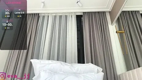 Eva_JJ — Stripchat recorded stream screenshot (04 Jul 2025)