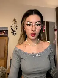 Your_Honeey — Stripchat recorded stream image, 04.07.2025 00:10