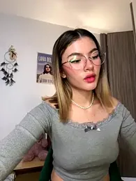 Your_Honeey — Stripchat recorded stream image, 04.07.2025 00:10