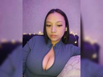 Goldlove10 — Bongacams recorded stream screenshot (04 Jul 2025)