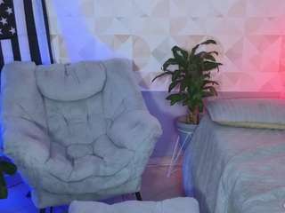 elissecinnamon — Camsoda recorded stream screenshot (04 Jul 2025)