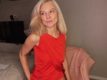 -Molly- — Bongacams recorded stream image, 05.07.2025 09:30