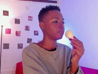 irisallen — Camsoda recorded stream screenshot (06 Jul 2025)