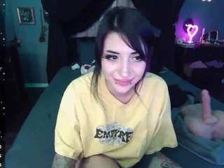 sallylynn — Camsoda recorded stream screenshot (12 Feb 2025)