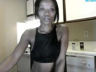 tastethepeach — Camsoda recorded stream screenshot (07 Jul 2025)