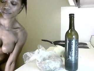 tastethepeach — Camsoda recorded stream screenshot (07 Jul 2025)