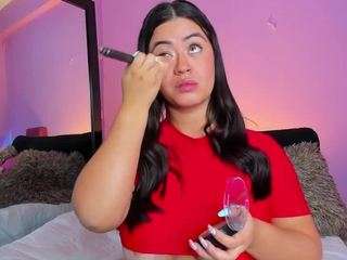 alejamoore — Camsoda recorded stream image, 07.07.2025 17:00