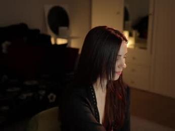 _blackbee_ — Chaturbate recorded stream image, 08.07.2025 10:30