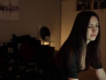 _blackbee_ — Chaturbate recorded stream image, 08.07.2025 10:30