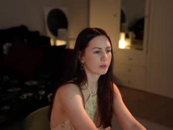 _blackbee_ — Chaturbate recorded stream image, 08.07.2025 10:30