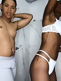 valmon21 — Stripchat recorded stream image, 10.07.2025 12:40