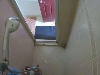 voyeurcam-baileybase-shower — Camsoda recorded stream image, 06.07.2025 17:00