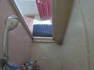 voyeurcam-baileybase-shower — Camsoda recorded stream image, 06.07.2025 17:00