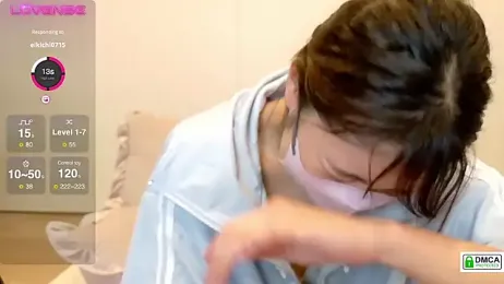 SUZU_ — Stripchat recorded stream screenshot (12 Jul 2025)