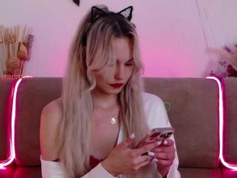Kocmoc_Katerina — Bongacams recorded stream image, 14.07.2025 04:00
