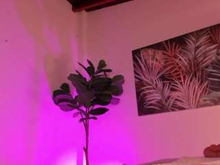 nicoleriveraa — Camsoda recorded stream screenshot (12 Feb 2025)