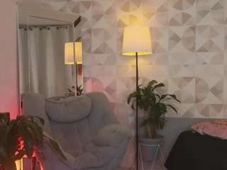 elissecinnamon — Camsoda recorded stream screenshot (14 Jul 2025)