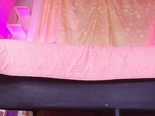 mssbombom — Camsoda recorded stream image, 15.07.2025 03:00